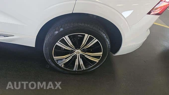 2022 Volvo XC60 B5 Inscription - miniatura 26