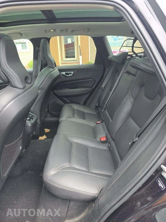 2022 Volvo XC60 B5 Inscription – miniatura 13