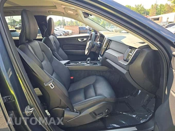 2022 Volvo XC60 B5 Momentum - miniatura 18