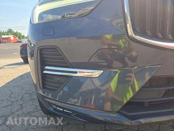 2022 Volvo XC60 B5 Momentum - miniatura 22