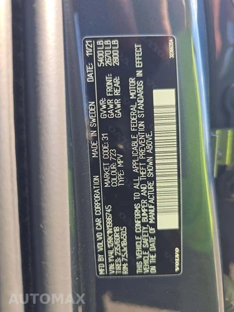 2022 Volvo XC60 B5 Momentum - miniatura 5