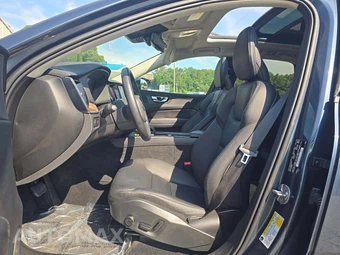 2022 Volvo XC60 B5 Momentum - miniatura 6