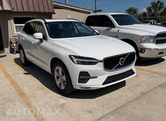 2022 Volvo XC60 B5 Momentum - miniatura 4