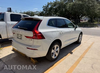 2022 Volvo XC60 B5 Momentum - miniatura 6