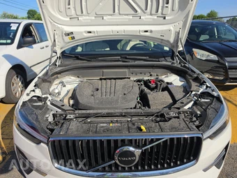 2022 Volvo XC60 B5 Momentum - miniatura 15