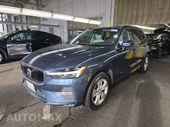 2022 Volvo XC60 B5 Momentum
