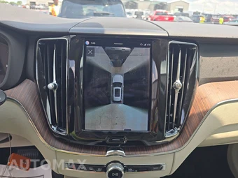 2022 Volvo XC60 B5 Momentum - miniatura 11