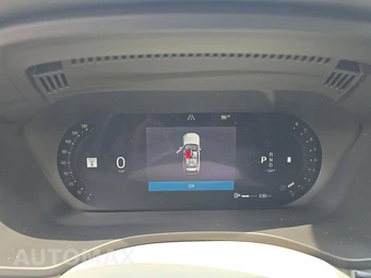 2022 Volvo XC60 B5 Momentum - miniatura 12