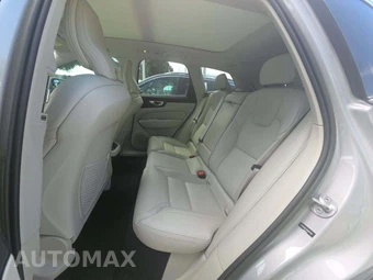 2022 Volvo XC60 B6 Inscription - miniatura 13