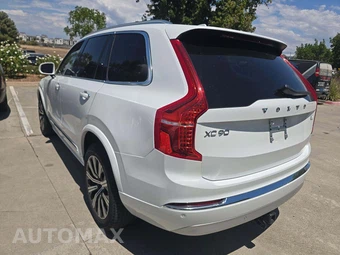 2022 Volvo XC90 Recharge Plug-In Hybrid T8 Inscription 6-Passenger - miniatura 2