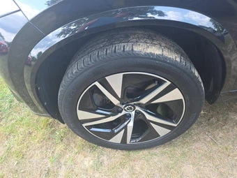2022 Volvo XC90 Recharge Plug-In Hybrid T8 R-Design 7-Passenger - miniatura 8