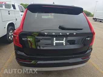 2022 Volvo XC90 T5 Momentum 7-Passenger - miniatura 5