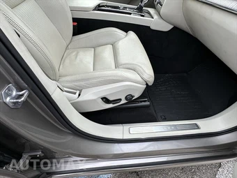 2022 Volvo XC90 T6 Inscription 6-Passenger - miniatura 19