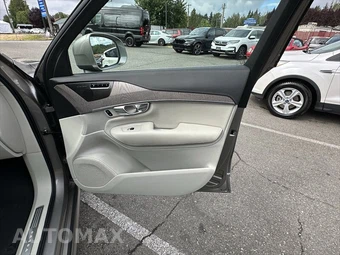 2022 Volvo XC90 T6 Inscription 6-Passenger - miniatura 21