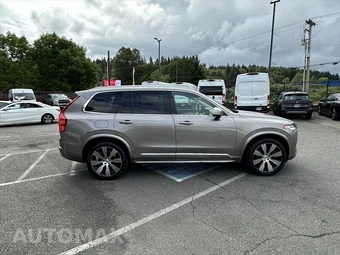 2022 Volvo XC90 T6 Inscription 6-Passenger - miniatura 3
