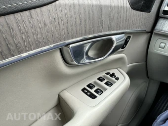 2022 Volvo XC90 T6 Inscription 6-Passenger - miniatura 30