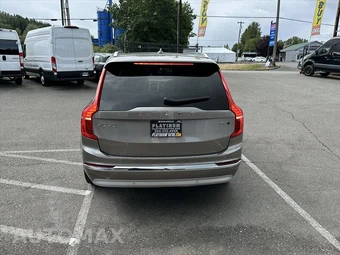 2022 Volvo XC90 T6 Inscription 6-Passenger - miniatura 9