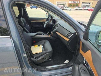 2022 Volvo XC90 T6 Momentum 7-Passenger - miniatura 20