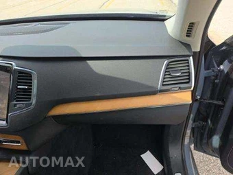 2022 Volvo XC90 T6 Momentum 7-Passenger - miniatura 21