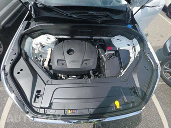 2022 Volvo XC90 T6 Momentum 7-Passenger - miniatura 23
