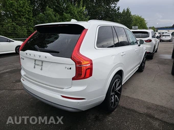 2022 Volvo XC90 T6 Momentum 7-Passenger - miniatura 4