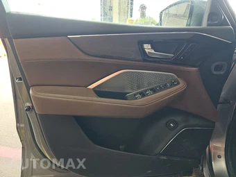 2023 Acura MDX w/Platinum Elite Pkg – miniatura 9