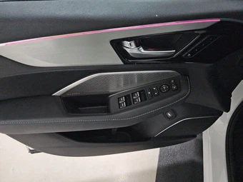 2023 Acura MDX w/Technology Pkg – miniatura 9