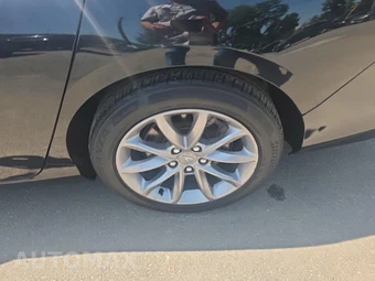 2023 Acura TLX – miniatura 11