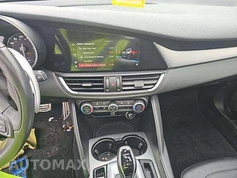 2023 Alfa Romeo Giulia Veloce – miniatura 11