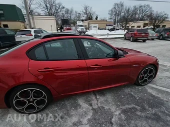 2023 Alfa Romeo Giulia Veloce – miniatura 5
