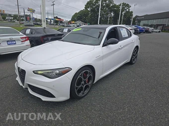 2023 Alfa Romeo Giulia Veloce