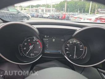 2023 Alfa Romeo Giulia Veloce - miniatura 9