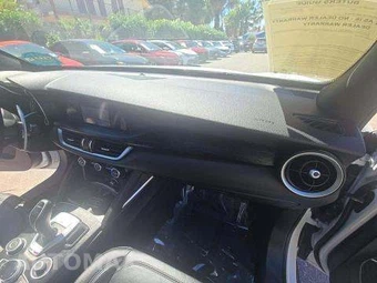 2023 Alfa Romeo Stelvio Sprint – miniatura 20