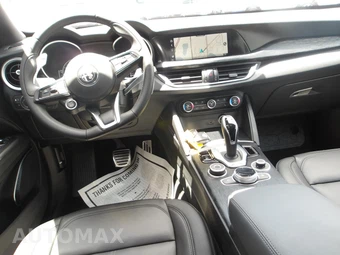 2023 Alfa Romeo Stelvio Sprint – miniatura 15