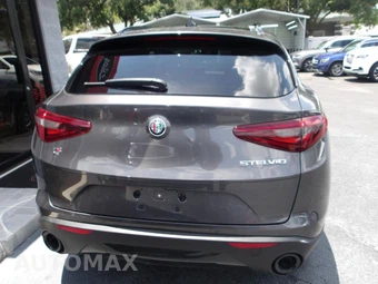 2023 Alfa Romeo Stelvio Sprint – miniatura 18