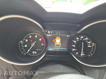 2023 Alfa Romeo Stelvio Ti – miniatura 9