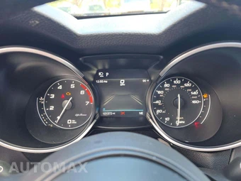2023 Alfa Romeo Stelvio Ti – miniatura 9