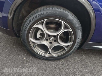 2023 Alfa Romeo Stelvio Ti – miniatura 21