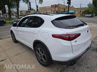 2023 Alfa Romeo Stelvio Ti – miniatura 2