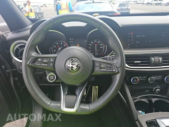 2023 Alfa Romeo Stelvio Ti - miniatura 10