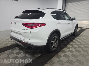 2023 Alfa Romeo Stelvio Ti – miniatura 4