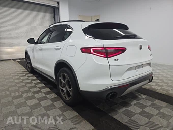 2023 Alfa Romeo Stelvio Ti – miniatura 6