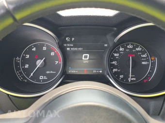 2023 Alfa Romeo Stelvio Ti – miniatura 12