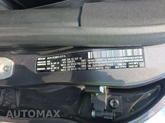 2023 Alfa Romeo Stelvio Ti – miniatura 14