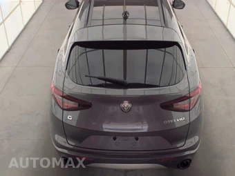 2023 Alfa Romeo Stelvio Ti – miniatura 5