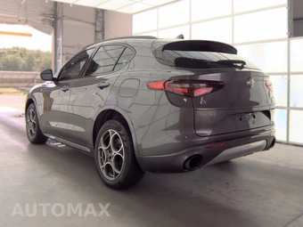 2023 Alfa Romeo Stelvio Ti – miniatura 6