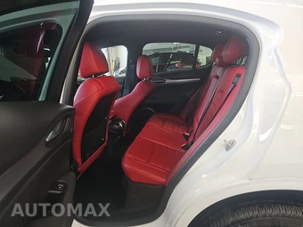 2023 Alfa Romeo Stelvio Veloce - miniatura 13