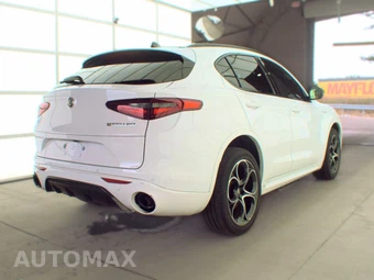2023 Alfa Romeo Stelvio Veloce - miniatura 4