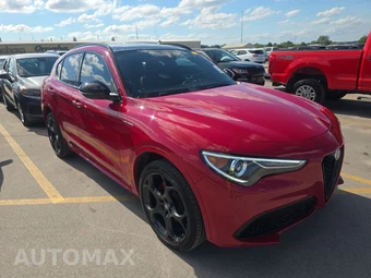 2023 Alfa Romeo Stelvio Veloce - miniatura 3