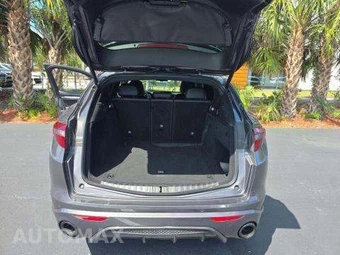 2023 Alfa Romeo Stelvio Veloce – miniatura 14
